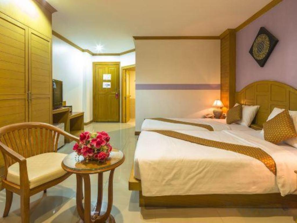 Azure Phuket Hotel Patong Εξωτερικό φωτογραφία