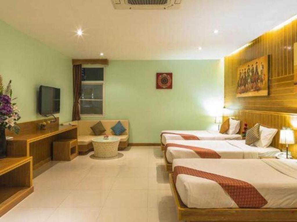 Azure Phuket Hotel Patong Εξωτερικό φωτογραφία