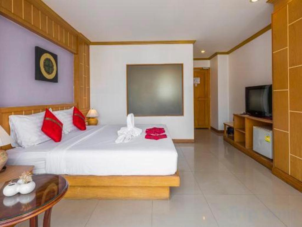 Azure Phuket Hotel Patong Εξωτερικό φωτογραφία