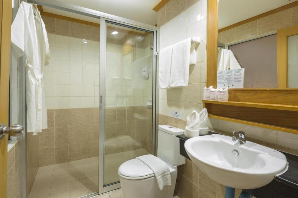 Azure Phuket Hotel Patong Εξωτερικό φωτογραφία