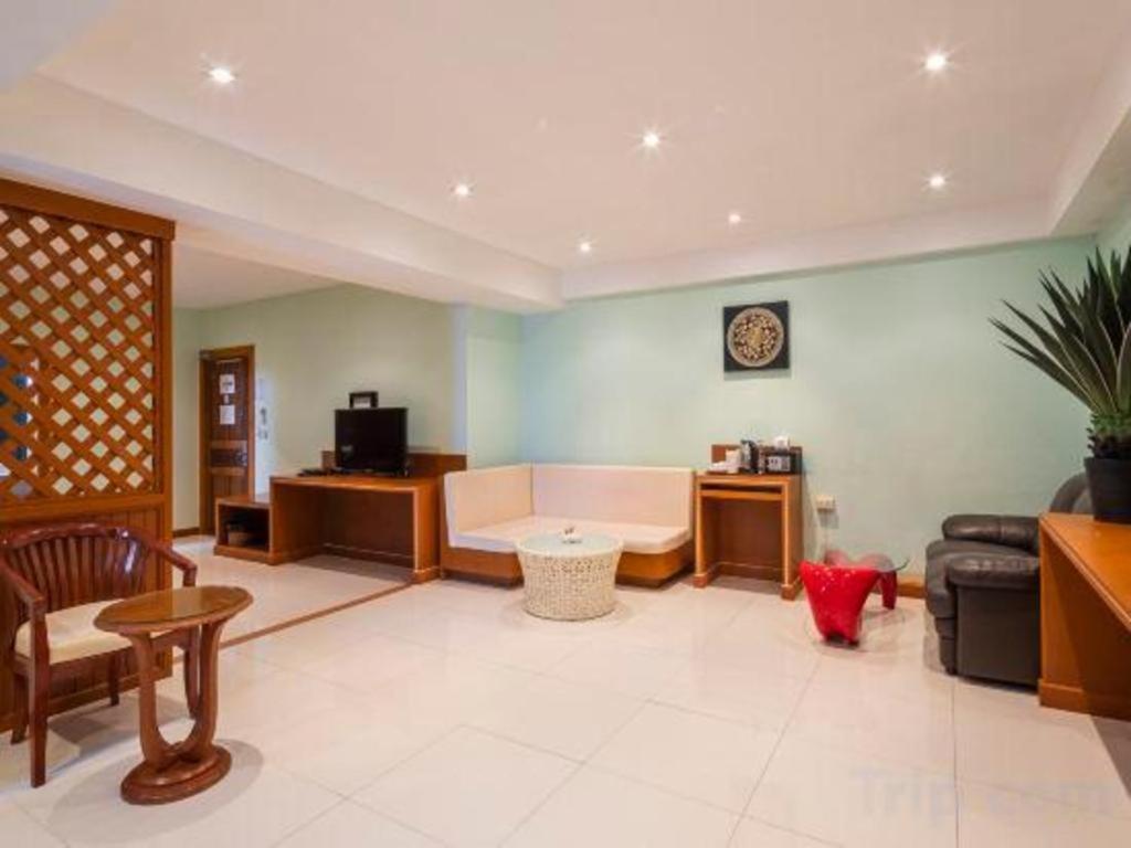 Azure Phuket Hotel Patong Εξωτερικό φωτογραφία