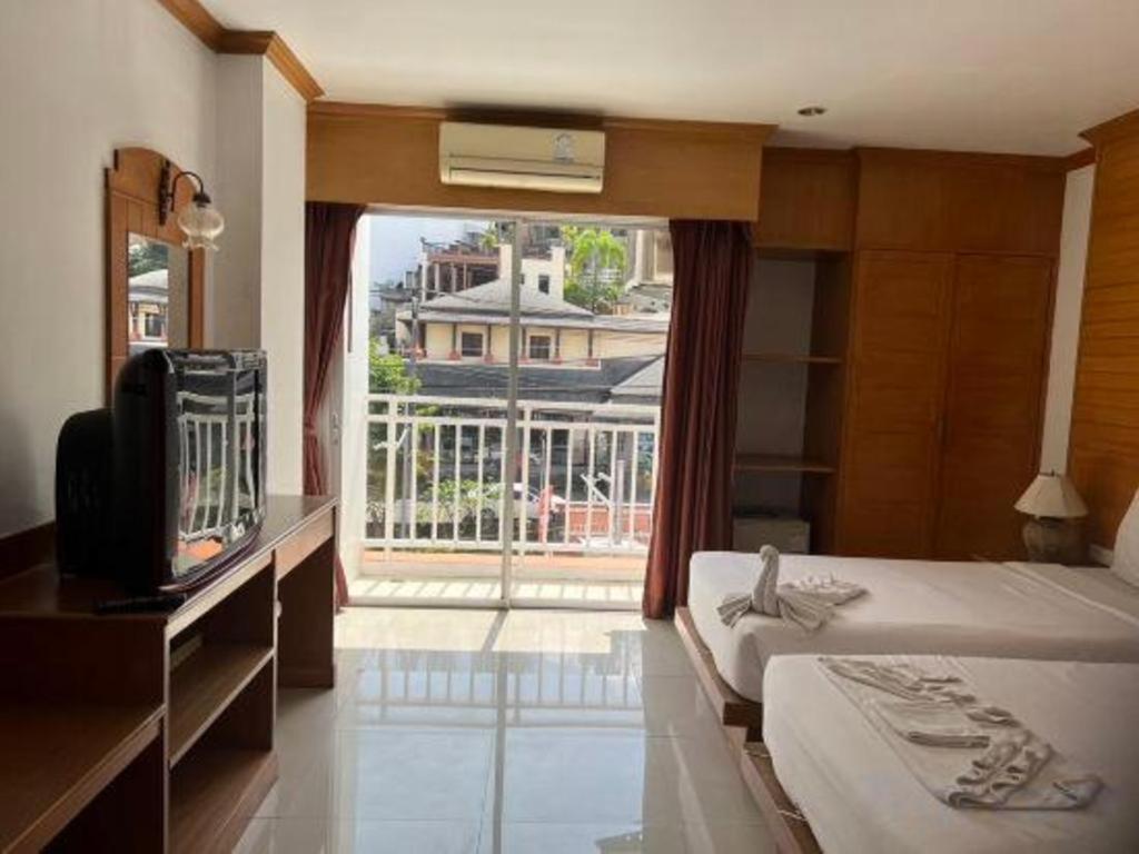 Azure Phuket Hotel Patong Εξωτερικό φωτογραφία